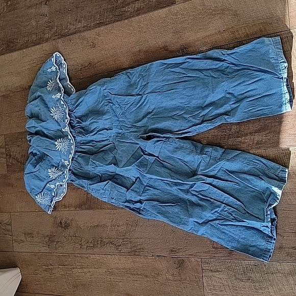 Jessica Simpson Pants - JESSICA SIMPSON SCALLOP BIB CHAMBRAY STRAPLESS JUMPER SIZE MEDIUM